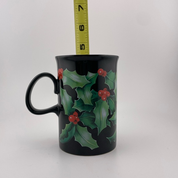 Yuletide Mugs Pattern Designs by Caroline Bessey by Dunoon Stoneware Set of Four - Picture 14 of 15